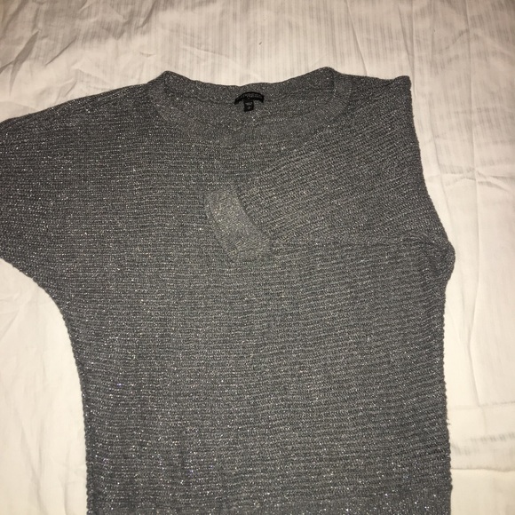 Cute express sweater shinny gray color - Picture 3 of 3